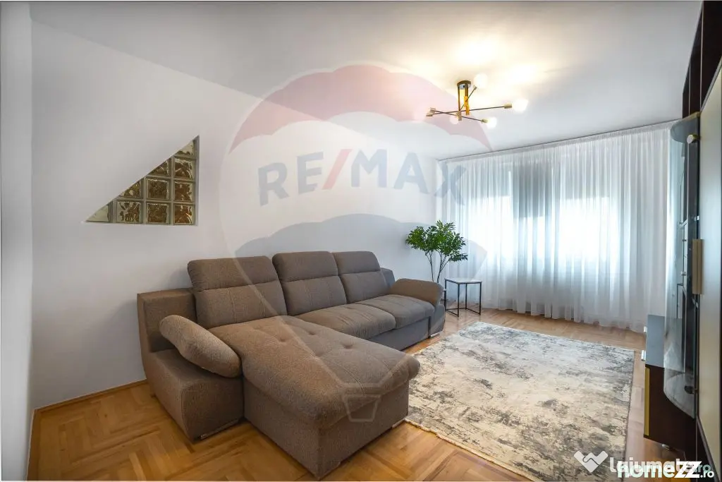COMISION 0!!! Apartament cu 3 camere, complet renovat, de...
