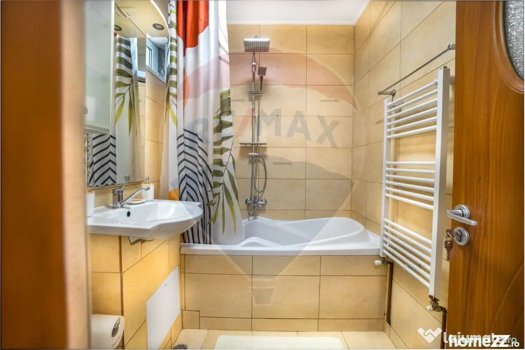 COMISION 0!!! Apartament cu 3 camere, complet renovat, de...