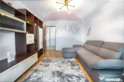 COMISION 0!!! Apartament cu 3 camere, complet renovat, de... 