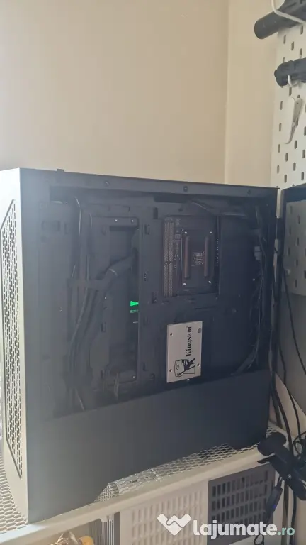 PC Vand PC RTX 2080 SUPER Gigabyte / AMD Ryzen 7 3700X + Monitor DELL 2K 144Hz