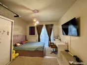 Vand apartament 3 camere - 81 mp - etaj 1 + loc de parcare - 