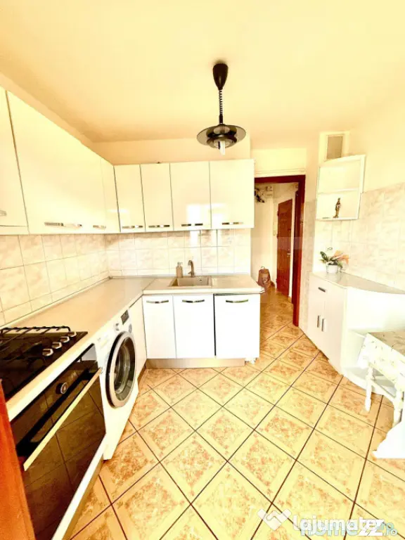 Apartament 3 camere, 70 mp, utilat, bloc anvelopat, zonă Gi - Timisoara (Timis)
