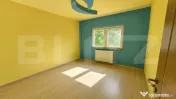 Apartament cu 3 camere de vanzare, 76,47 mp, in Carpati 2