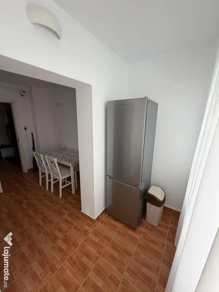 De inchiriat ap 3 camere Expo Parc