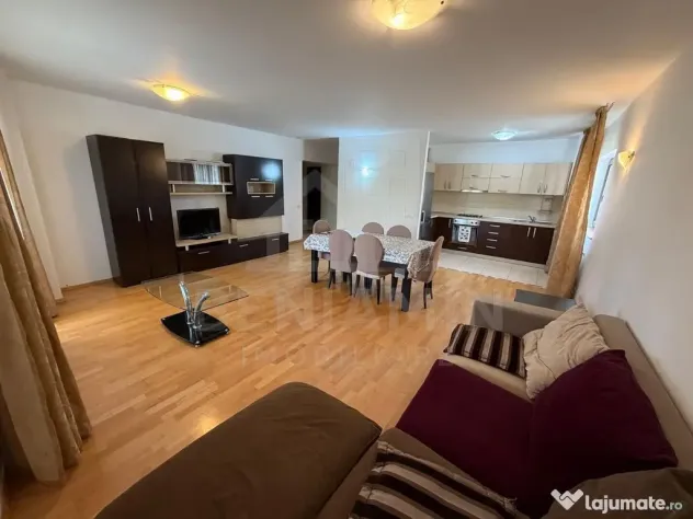 3 Camere-Decomandat-Boxa-Loc De Parcare-88mp-Etaj 1-Privi...