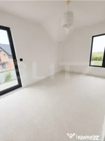 Casă semifinisată– la doar 100 m de asfalt, in zona Tarl