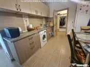 Apartament 4 camere, situat în Târgu Jiu, Bld C-tin Brancu 