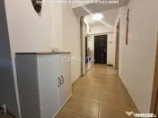 Apartament 4 camere, situat în Târgu Jiu, Bld C-tin Brancu 