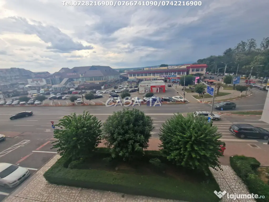 Apartament 4 camere, situat în Târgu Jiu, Bld C-tin Brancu