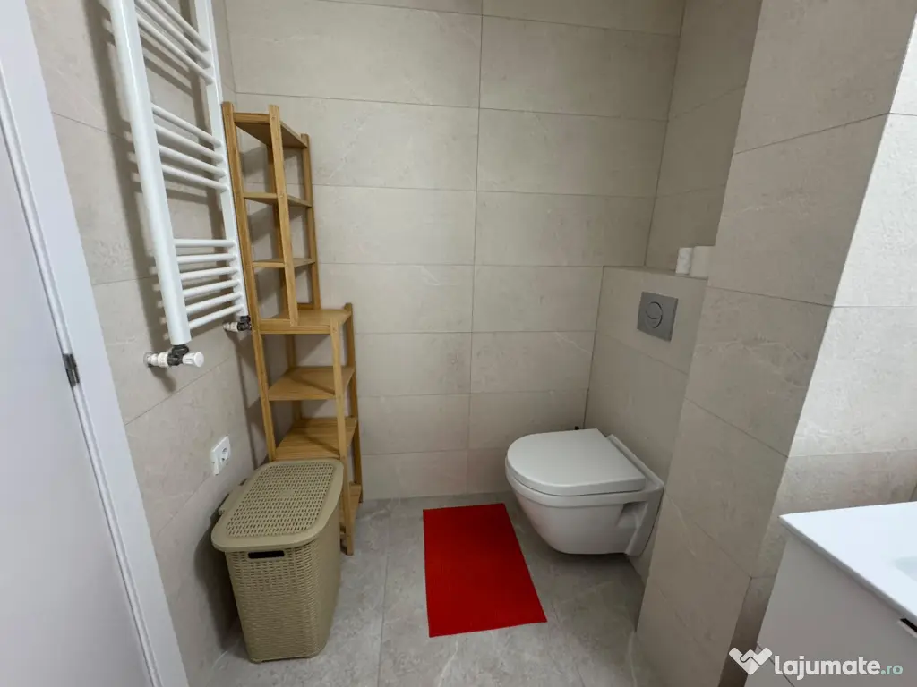 PROPRIETAR vând ap 2 camere cu parcare subterană, S6, preț NEGOCIABIL