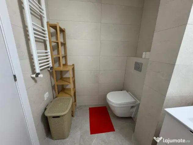 PROPRIETAR vând ap 2 camere cu parcare subterană, S6, preț NEGOCIABIL