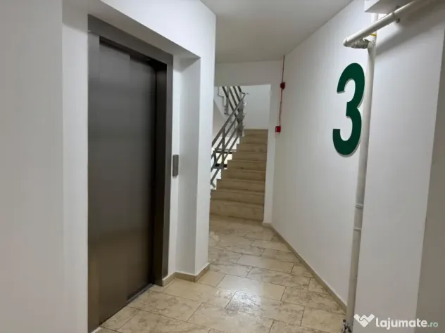 PROPRIETAR vând ap 2 camere cu parcare subterană, S6, preț NEGOCIABIL