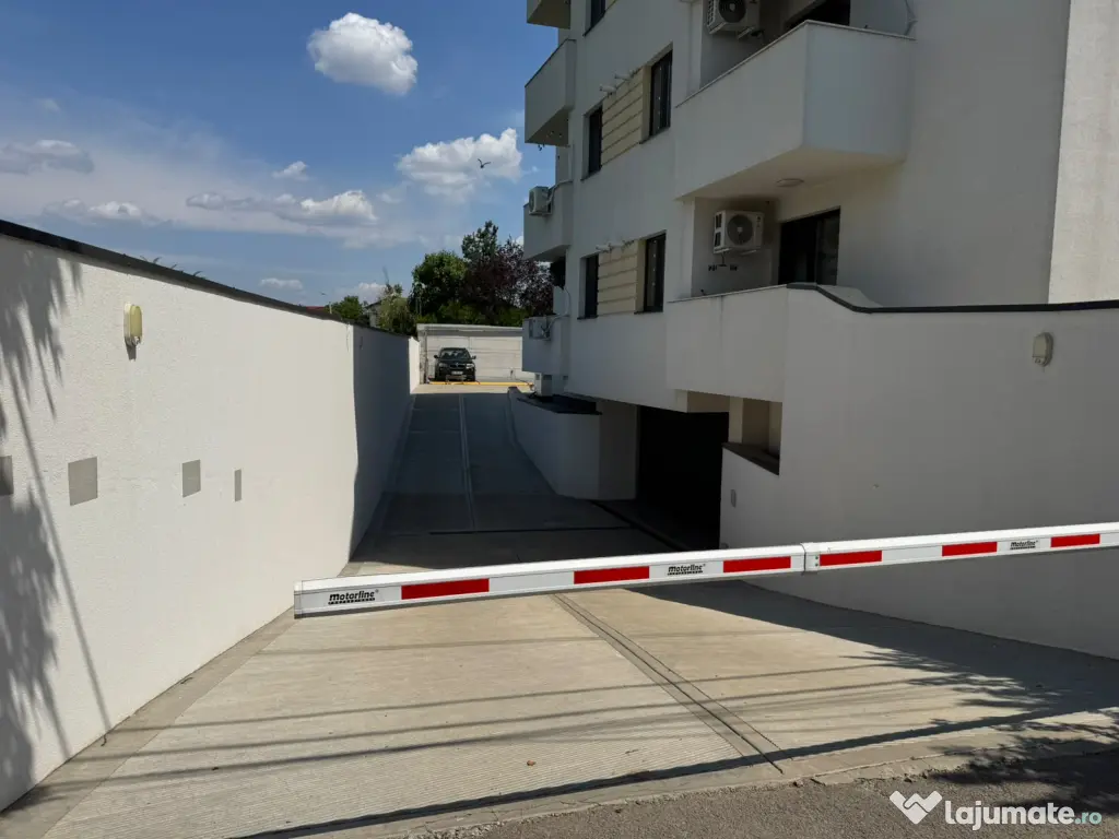 PROPRIETAR vând ap 2 camere cu parcare subterană, S6, preț NEGOCIABIL