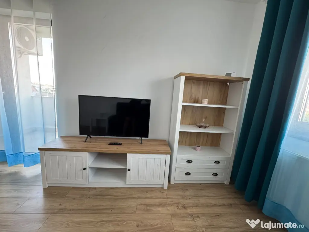 PROPRIETAR vând ap 2 camere cu parcare subterană, S6, preț NEGOCIABIL
