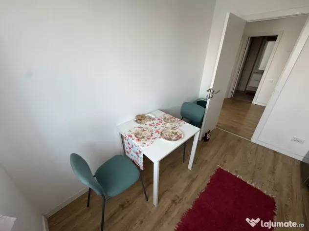 PROPRIETAR vând ap 2 camere cu parcare subterană, S6, preț NEGOCIABIL