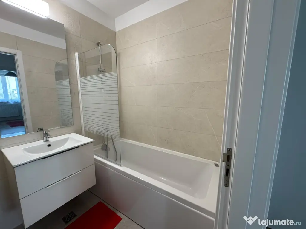PROPRIETAR vând ap 2 camere cu parcare subterană, S6, preț NEGOCIABIL