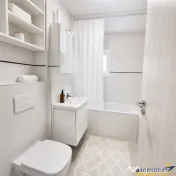 Apartament 3 camere, suprafata extinsa, decomandat, zona ver