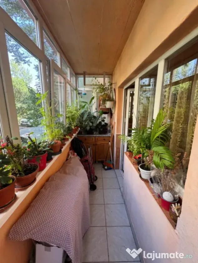 Apartament semi-decomandat, 2 camere, parter, Brazda lui Nov