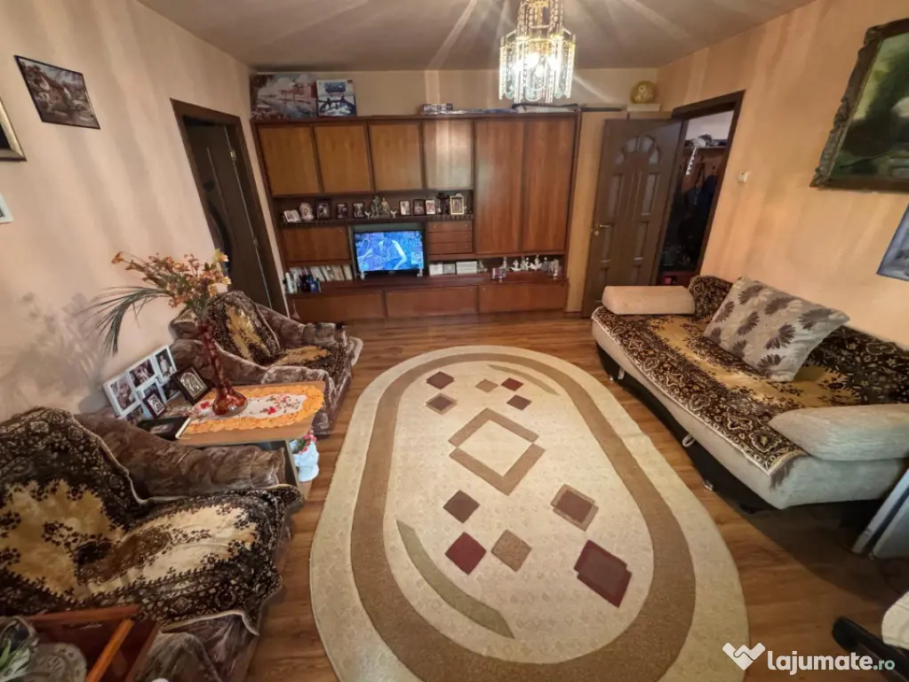 Apartament semi-decomandat, 2 camere, parter, Brazda lui Nov