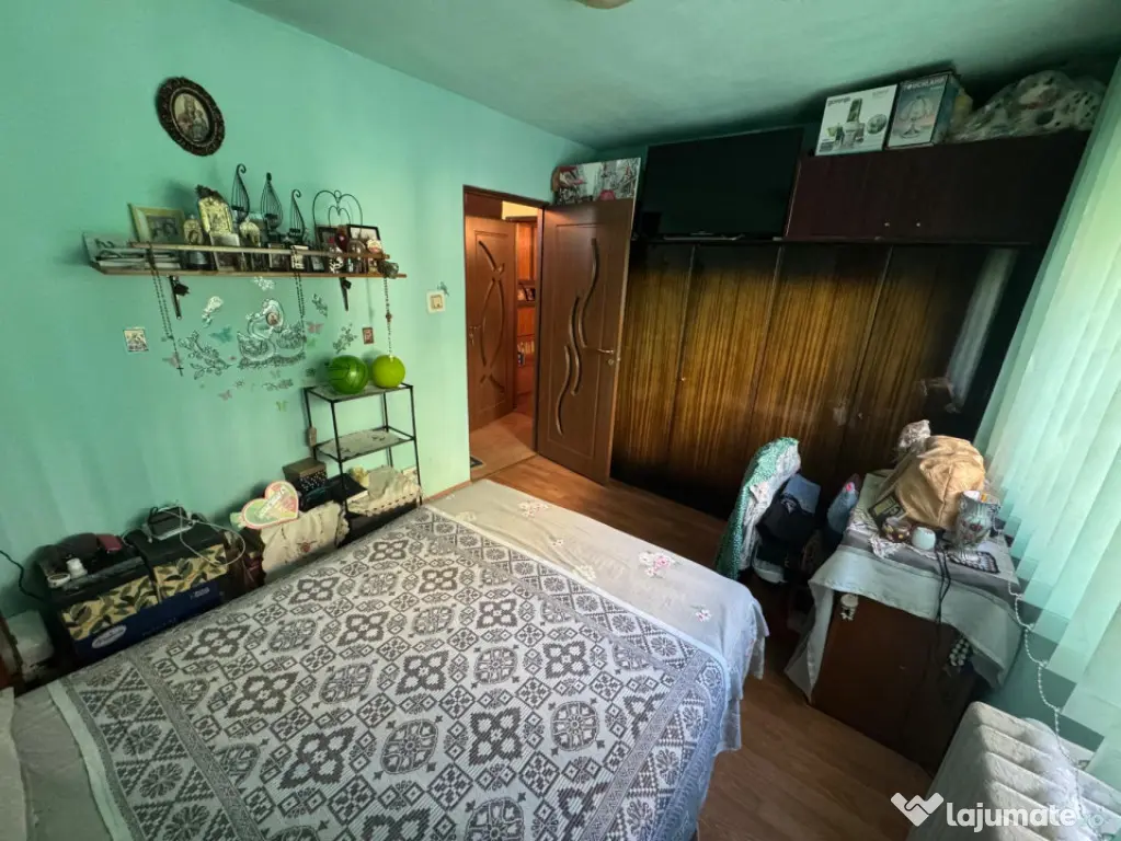 Apartament semi-decomandat, 2 camere, parter, Brazda lui Nov