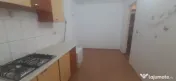 Zona Casa Tineretului, apartament cu o camera, etaj 1 