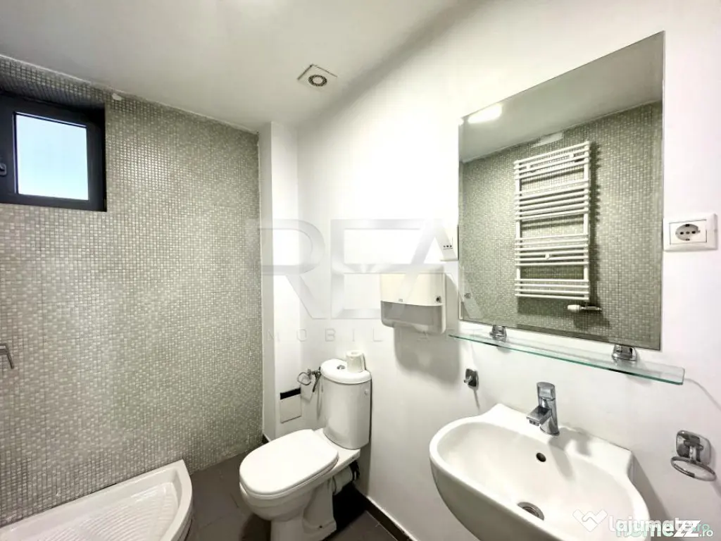 5 camere cu promenada la lac, parcare si boxa incluse - Bucuresti (Bucuresti-Ilfov)