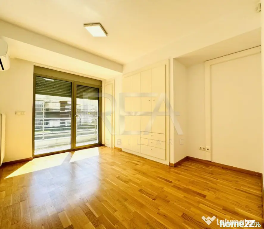 5 camere cu promenada la lac, parcare si boxa incluse - Bucuresti (Bucuresti-Ilfov)