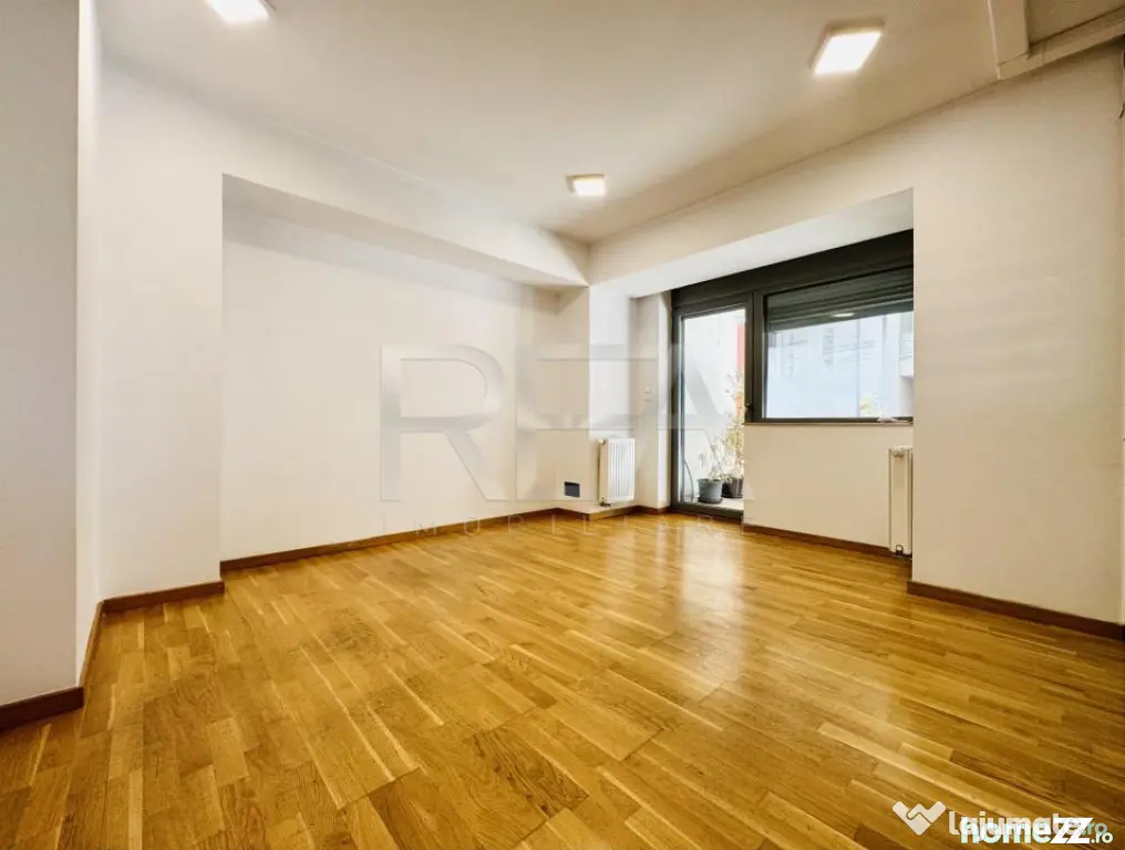 5 camere cu promenada la lac, parcare si boxa incluse - Bucuresti (Bucuresti-Ilfov)