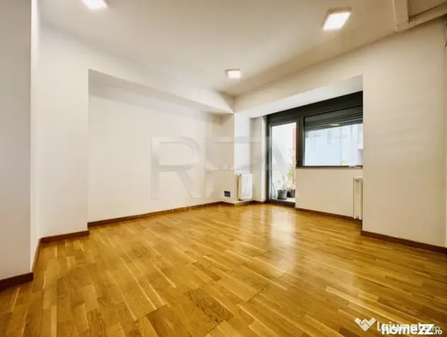 5 camere cu promenada la lac, parcare si boxa incluse - Bucuresti (Bucuresti-Ilfov)