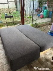 Canapea albastru închis