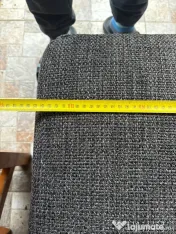 Canapea albastru închis