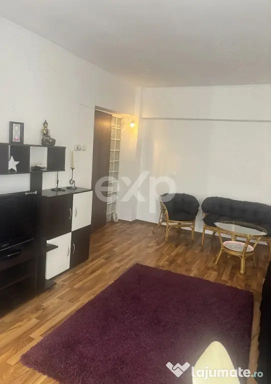 De vânzare apartament 2 camere , et 6/8– Zona Trocadero,