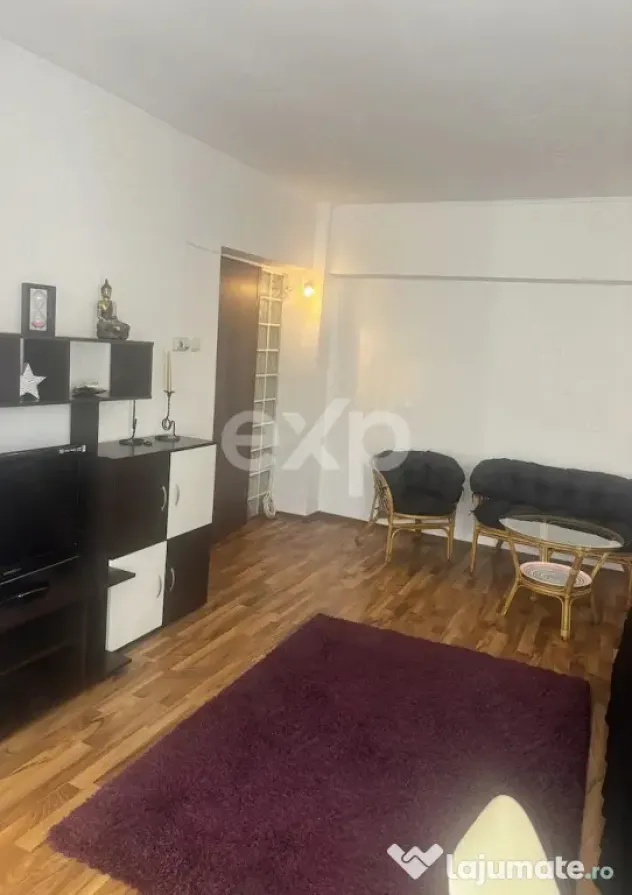 De vânzare apartament 2 camere , et 6/8– Zona Trocadero,