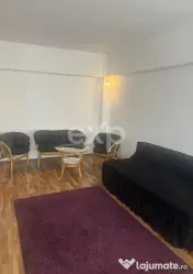 De vânzare apartament 2 camere , et 6/8– Zona Trocadero,