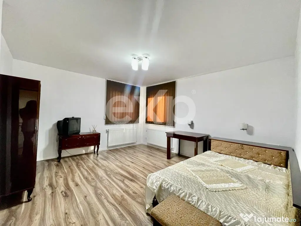 Vila 180 mp | Sediu de firma | Parcari in curte | Calea Turz