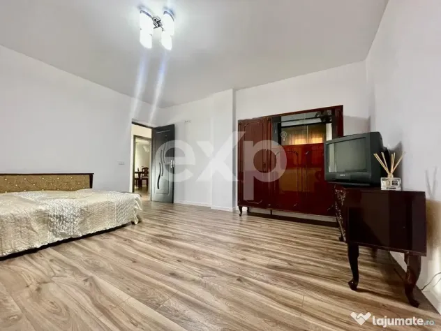 Vila 180 mp | Sediu de firma | Parcari in curte | Calea Turz