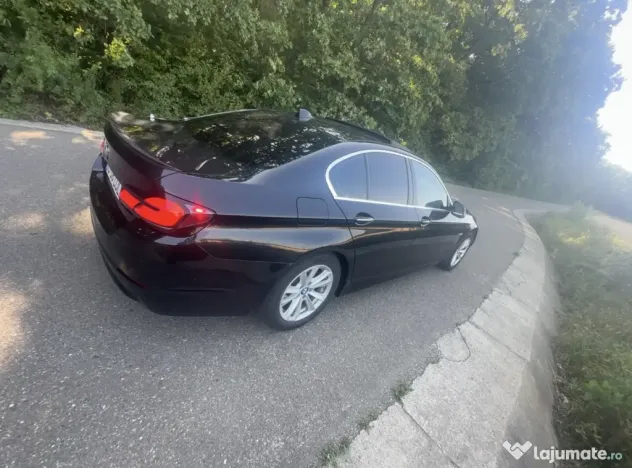 BMW Seria 5 F10 520d | 2012 EfficientDynamics Edition