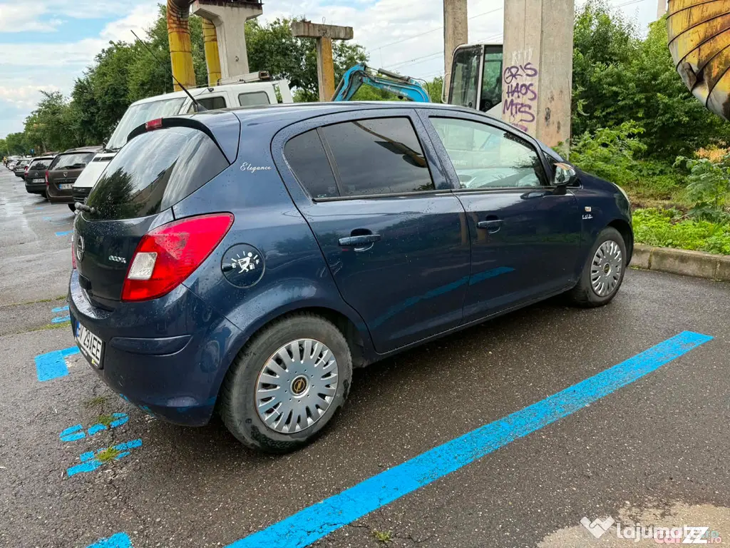 Opel Corsa D 2011