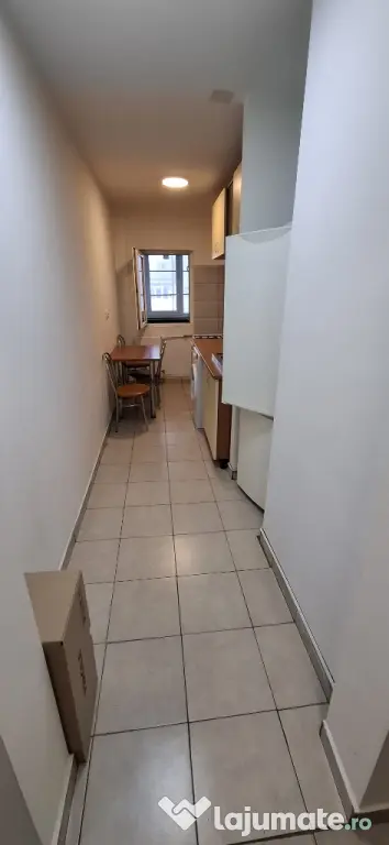 Proprietar inchiriez garsoniera pet friendly zona Vitan, sector 3