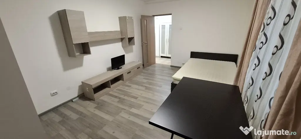 Proprietar inchiriez garsoniera pet friendly zona Vitan, sector 3