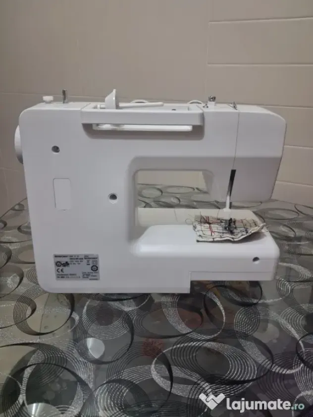 Masina de cusut electrica