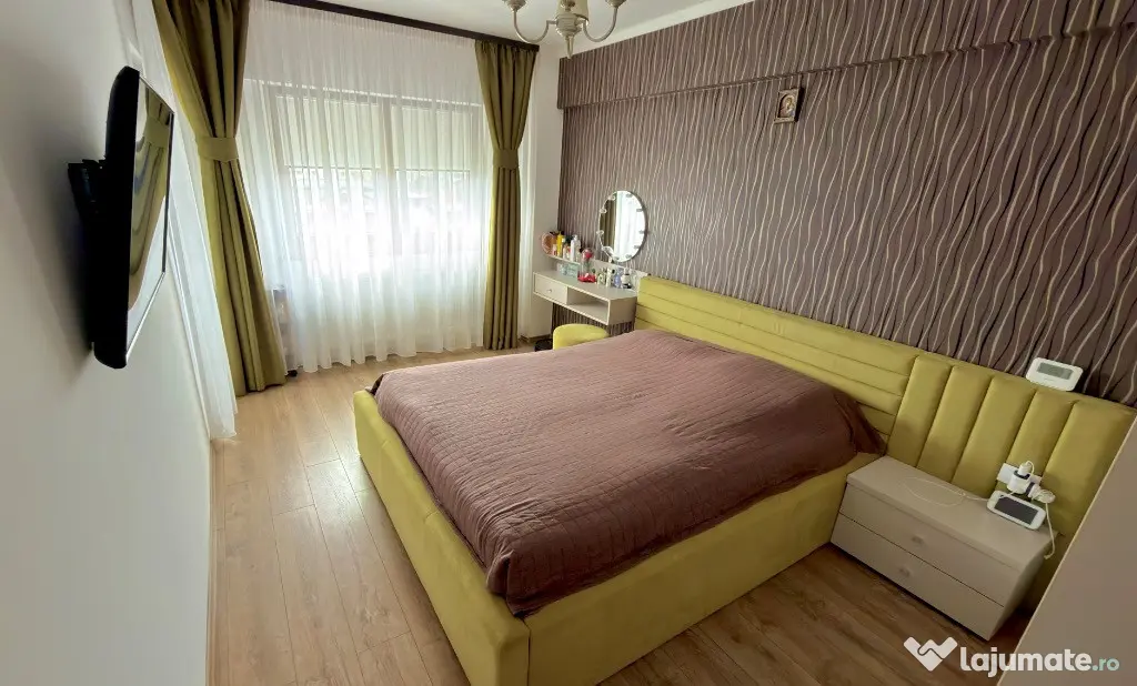 Apartament cu 2 dormitoare si bucatarie + mic open space, 70mp, str. O
