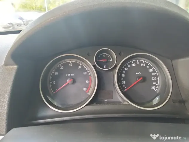 Vând Opel Astra h