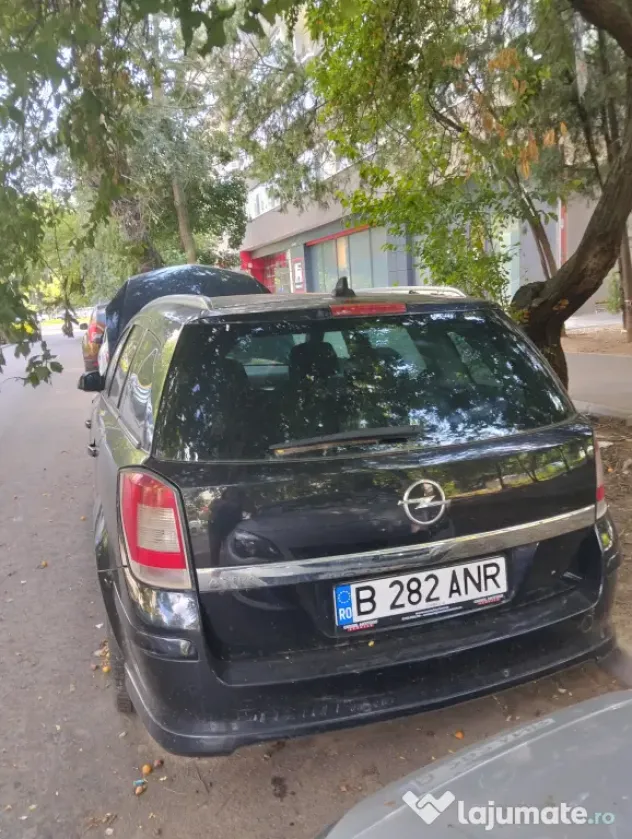 Vând Opel Astra h
