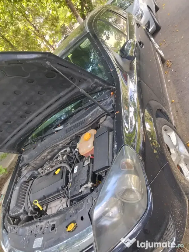 Vând Opel Astra h