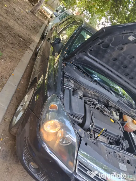 Vând Opel Astra h