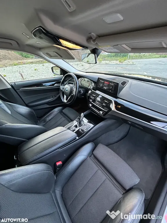 BMW G31 BMW Seria 5 530d xDrive Aut. Sport Line