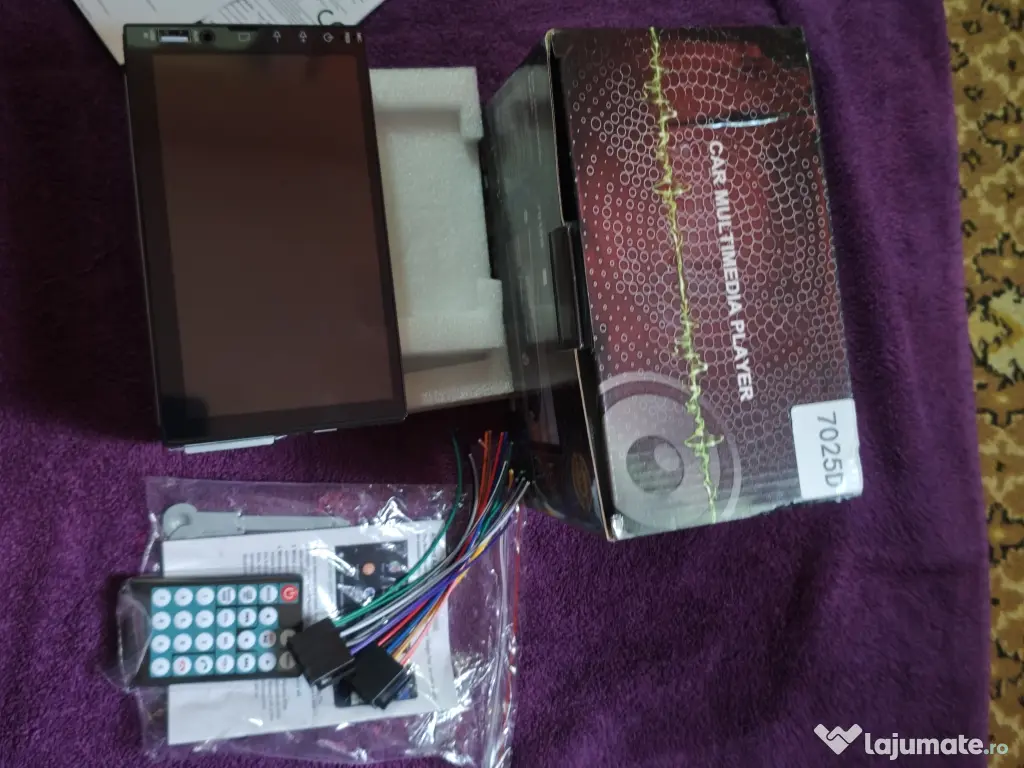 Car multimedia player