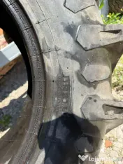 cauciuc agricol Pirelli, dimensiune 14.9 R24 (6PR), fabricat în Italia