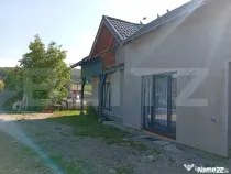 Casă de vânzare, 120 mp, zona Ivănești, comuna Livezeni